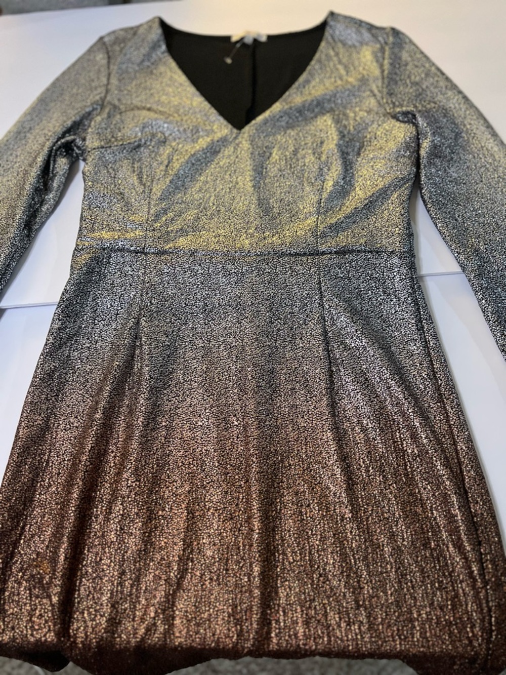 Charlotte Russe Metallic Two-Tone V-Neck Long Sleeve Dress - Silver & Bronze